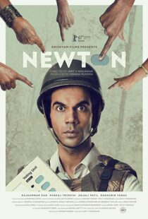 دانلود فیلم هندی Newton 201719775-38540152