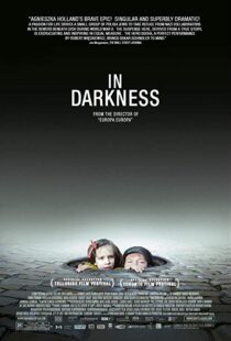 دانلود فیلم In Darkness 201113748-1743225593