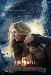 دانلود فیلم The 5th Wave 201616116-2072833025