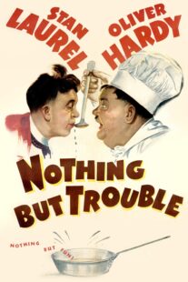 دانلود فیلم Nothing But Trouble 1944404817-835164393