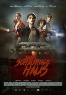 دانلود فیلم The Scary House 2020419971-182848661